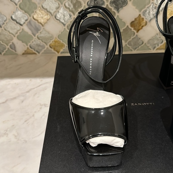 NWT Authentic Giuseppe Zanotti blasvegas cantadora heeled sandals - Picture 2 of 7